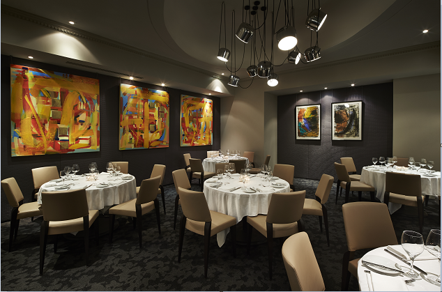 About The Oval Room Restaurant